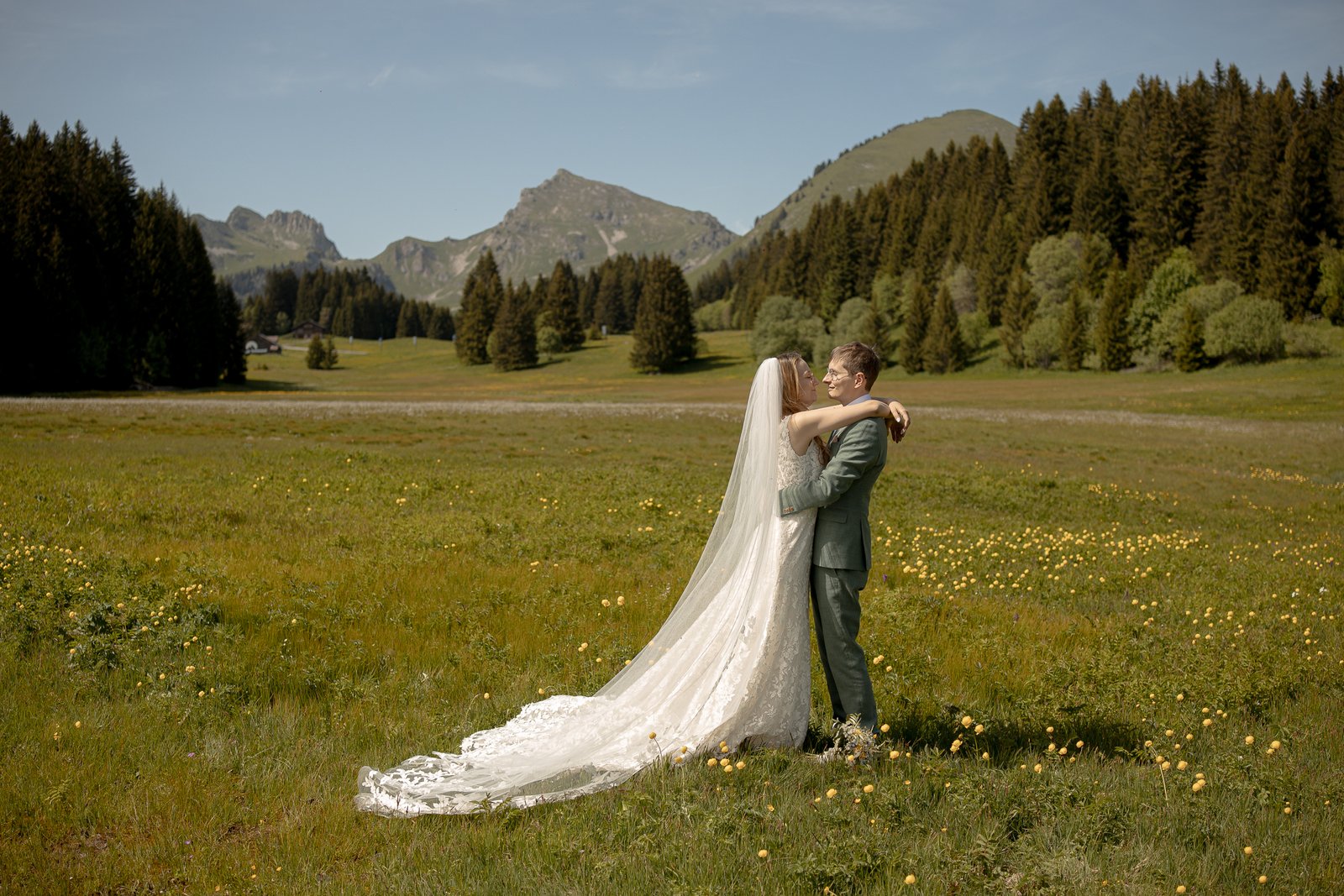 Création de souvenirs par Laura et Gautier - reportage de mariage, wedding elopement, after day, storytelling, photojournalisme, photographies de mariage, séance photo after day