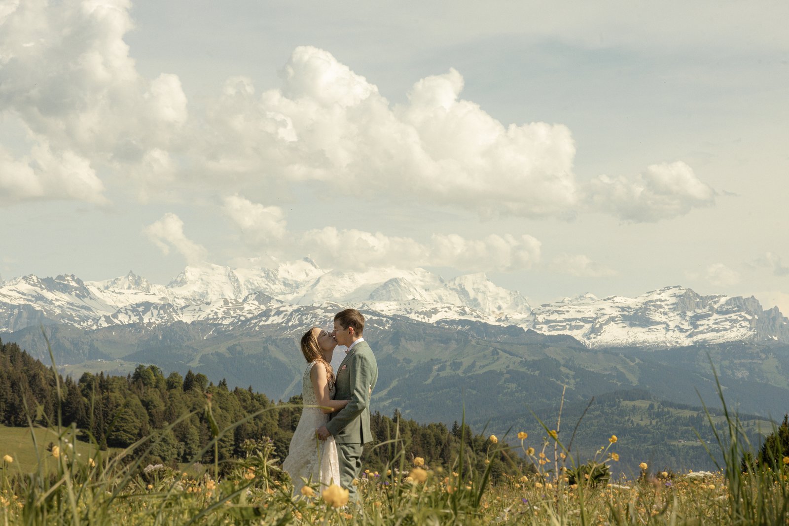Création de souvenirs par Laura et Gautier - reportage de mariage, wedding elopement, after day, storytelling, photojournalisme, photographies de mariage, séance photo after day